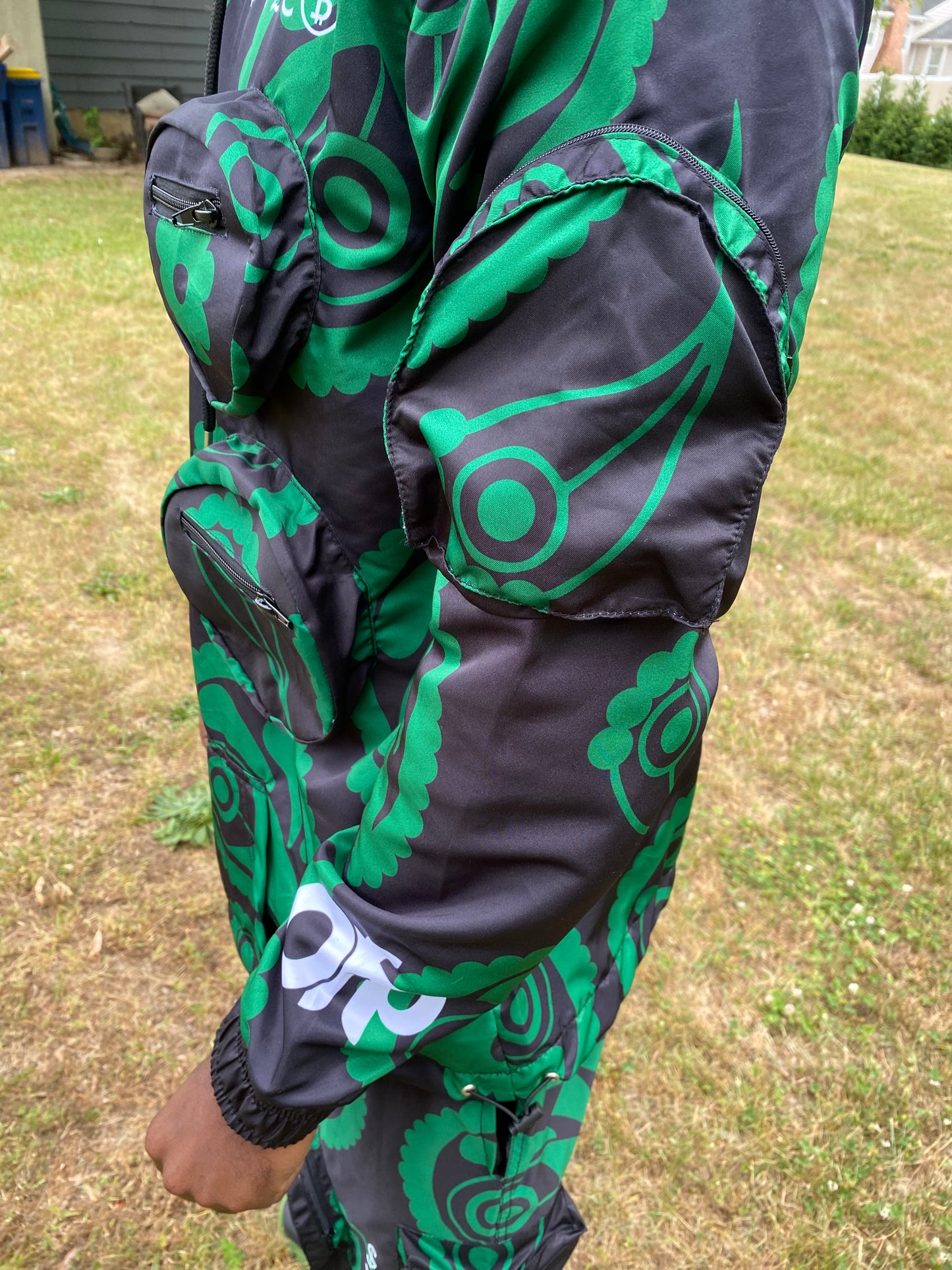 2023 Windbreaker Top