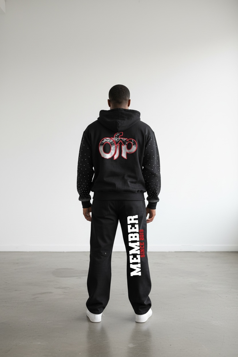 MEMBERS ICED HOODY